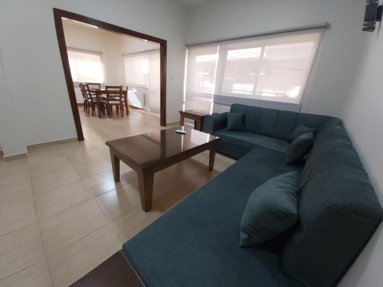 Cmk Housing Apartment Мадаба Екстериор снимка
